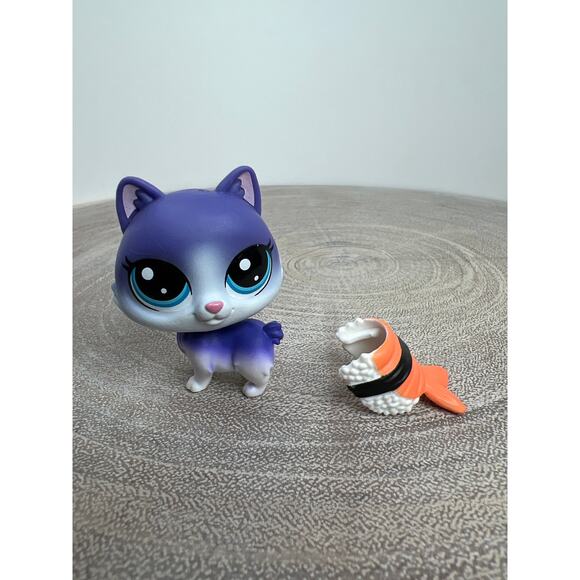 Littlest Pet Shop Sushiko Catson (#3-74) Blue Eyes Hungry Pets - Picture 5 of 6
